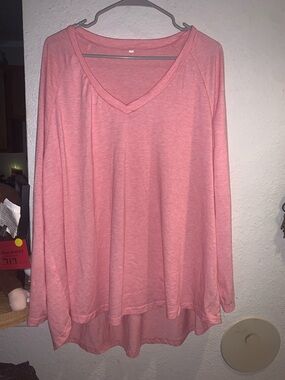 Women's V-Neck Long Sleeve Top - Pink